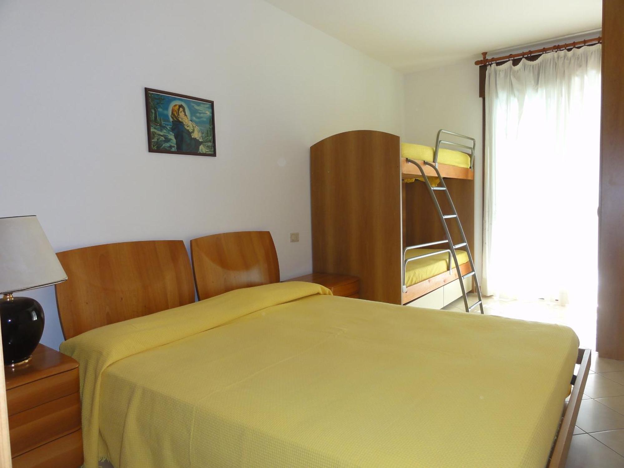 Albanella - Appartamenti Bibione Oda fotoğraf